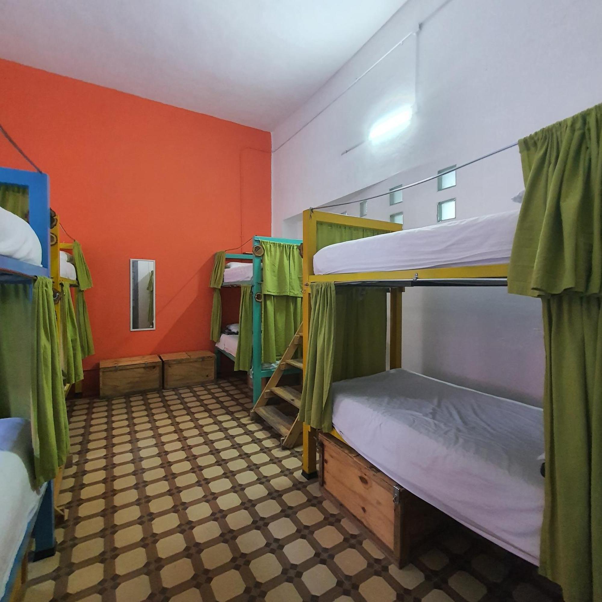 Sukha Hostel San Luis San Luis Potosí Szoba fotó